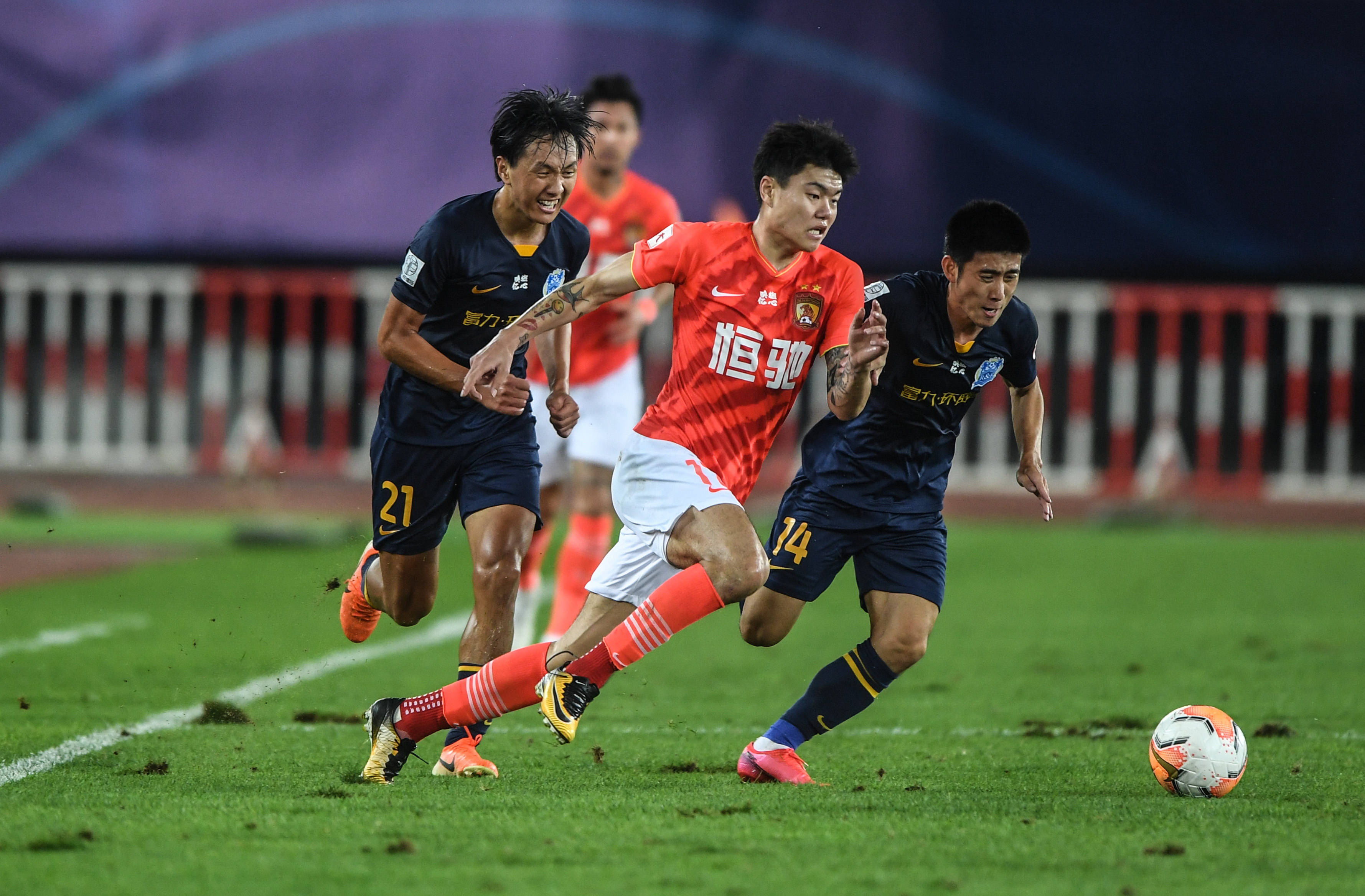 源源不断的 源源不断的