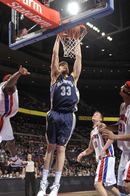 指令简洁且 指令简洁且