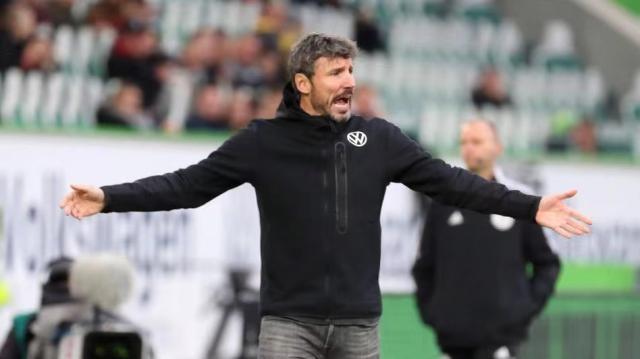 对教练与球 对教练与球